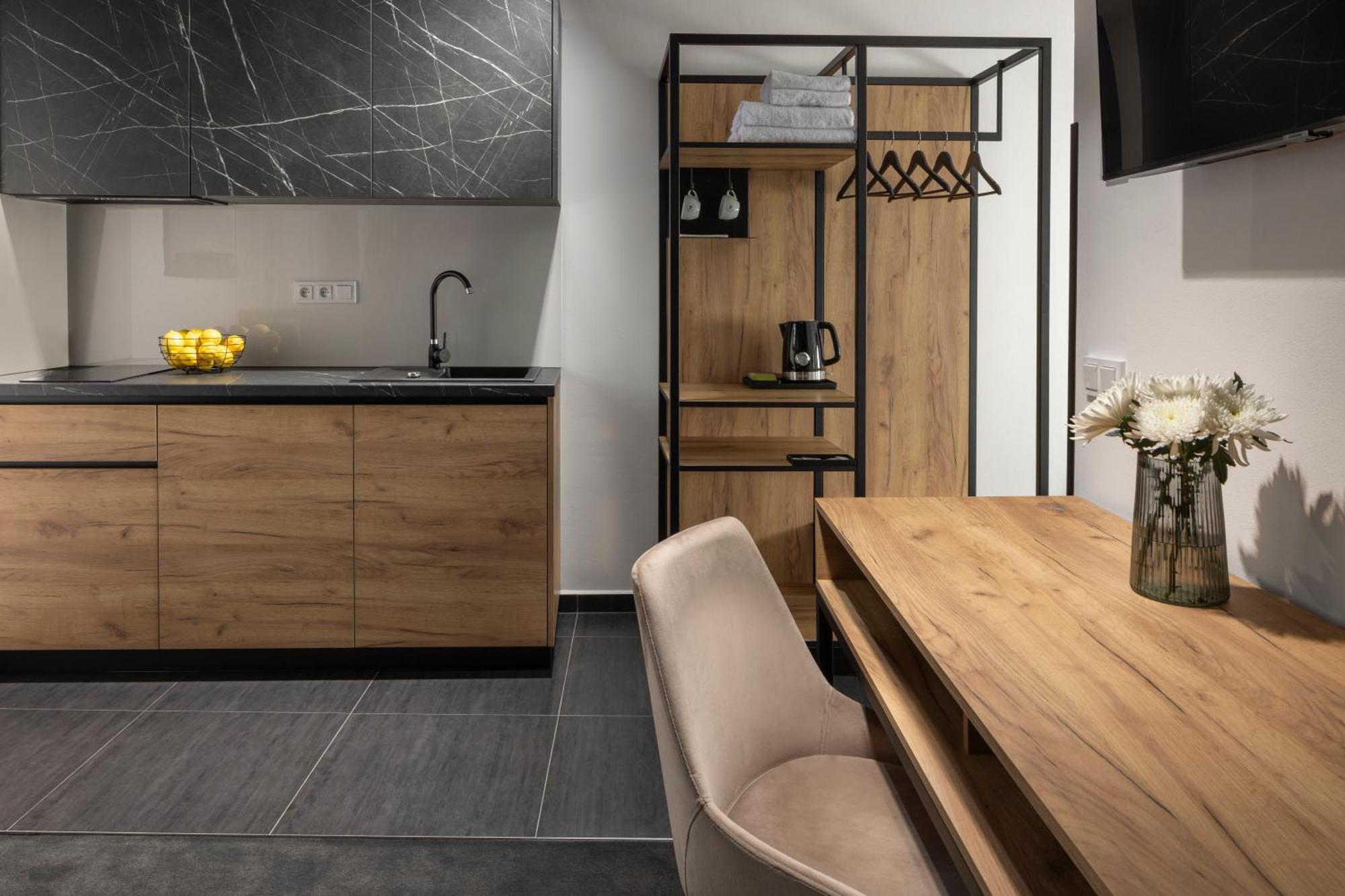 Hotel Savorsky Jihlava Ngoại thất bức ảnh